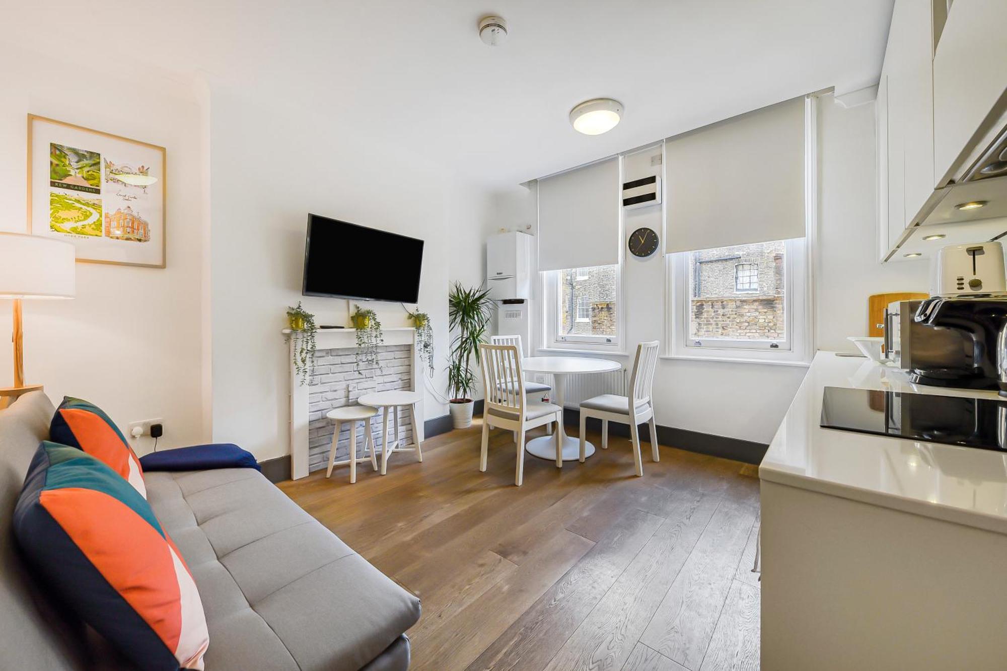 Modern One Bedroom In Fitzrovia, Central Londen Buitenkant foto